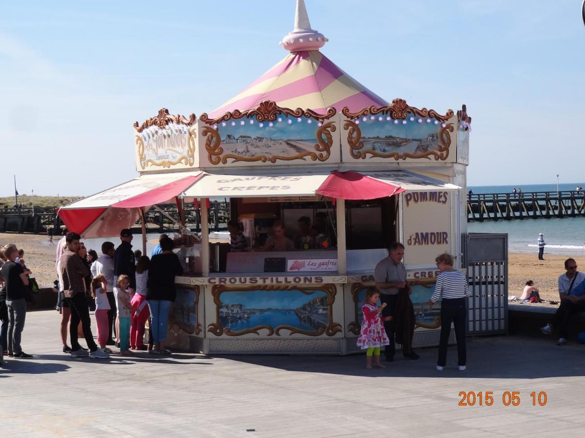 Juno Apartment Courseulles-sur-Mer Bagian luar foto