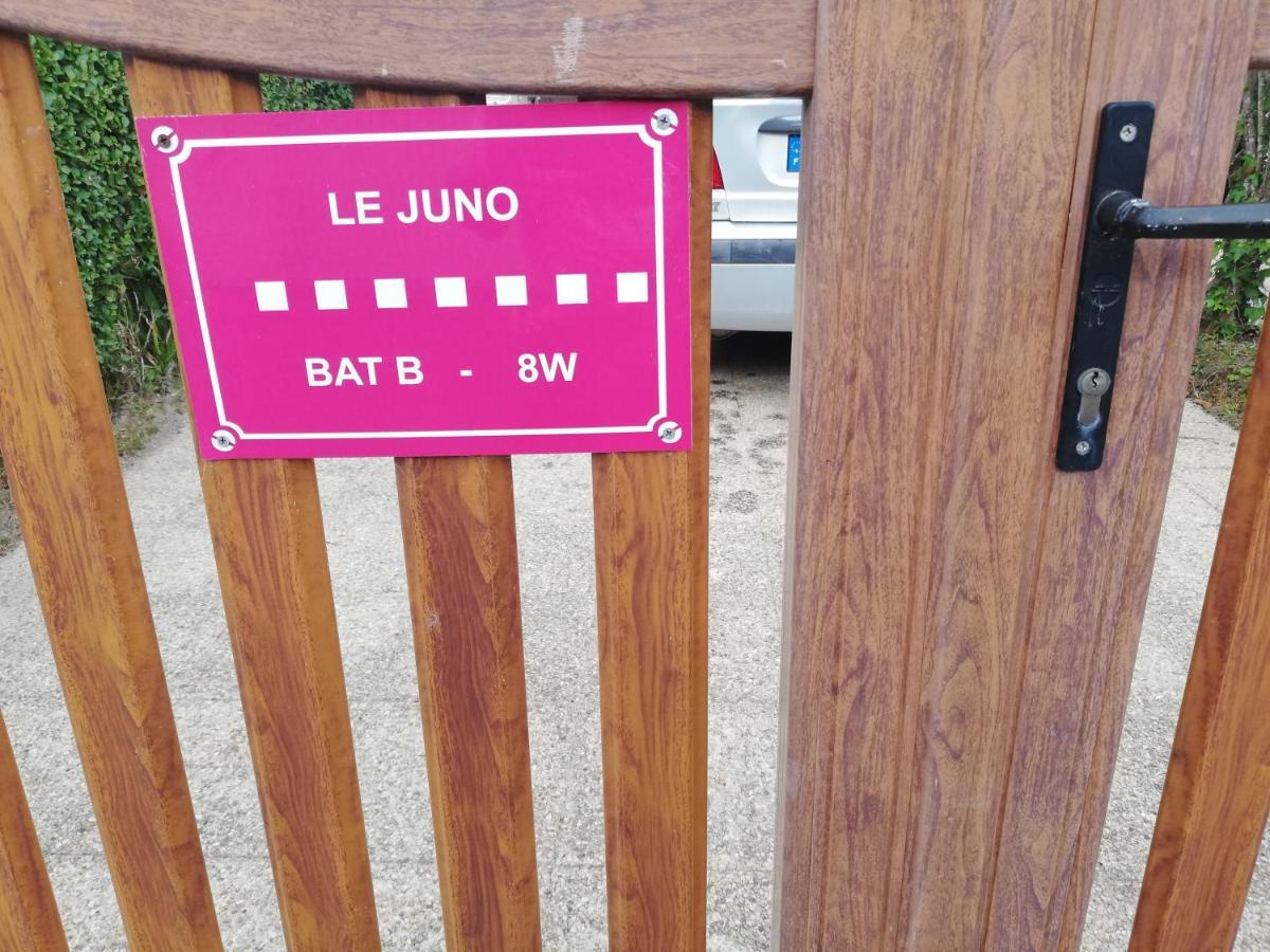 Juno Apartment Courseulles-sur-Mer Bagian luar foto